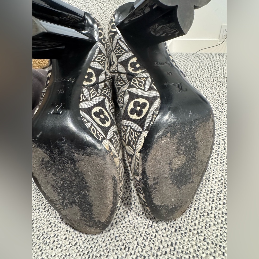 Louis Vuitton silhouette cloth ankle boots - Picture 7 of 7